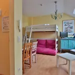 Herrenhaus App.18 *